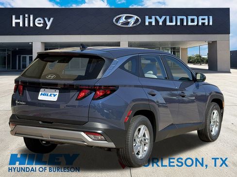 New 2026 Hyundai Tucson SE image 4