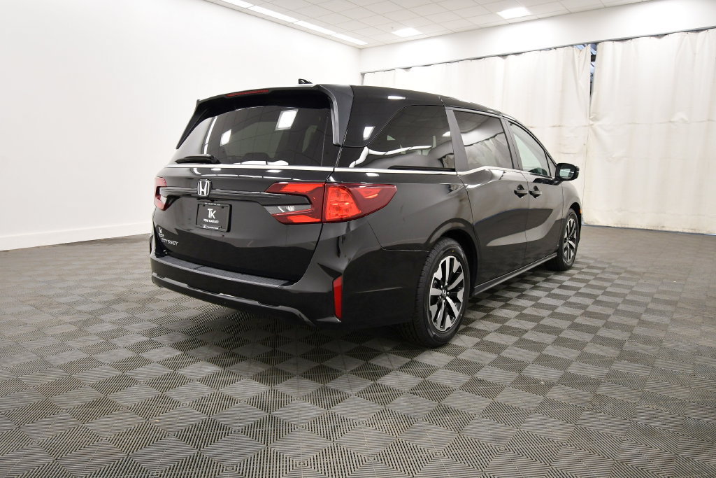 Certified 2025 Honda Odyssey EX-L image 8