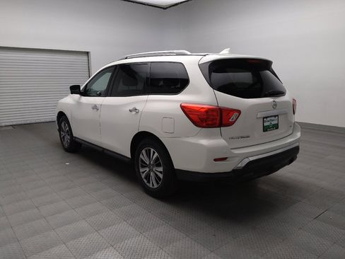 Used 2019 Nissan Pathfinder SL image 5