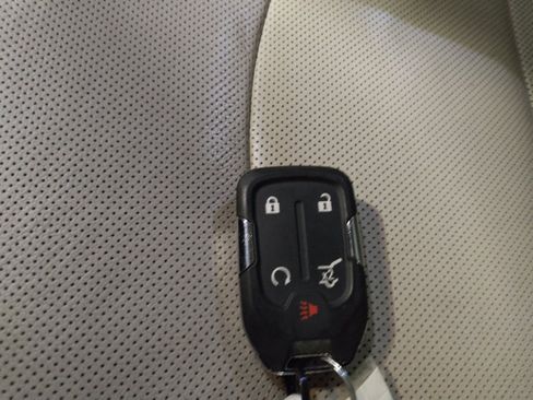 Used 2020 GMC Terrain Denali w/ Denali Premium Package FWD image 32