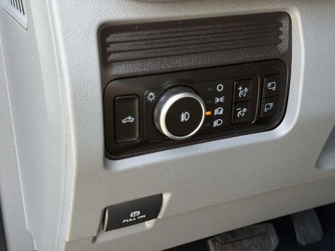 Used 2025 Ford F250 XLT w/ 360-Degree Camera Package image 11