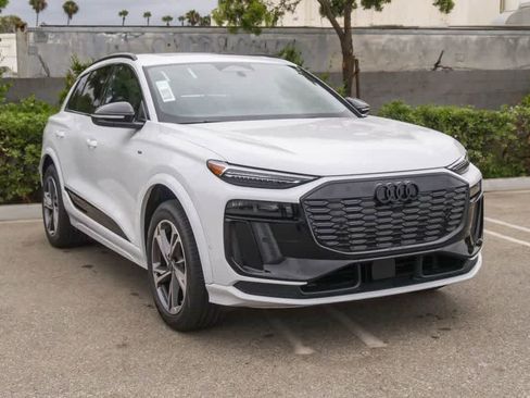 New 2027 Audi Q6 e-tron Premium Plus AWD/4WD image 3