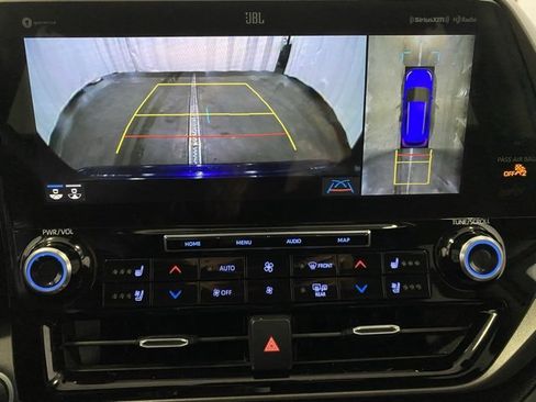 Certified 2020 Toyota Highlander Limited image 22