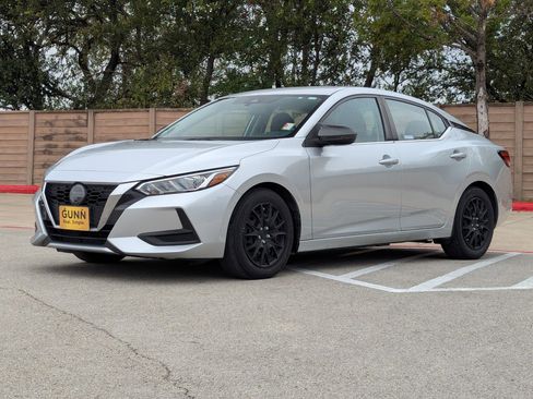 Used 2022 Nissan Sentra S image 8