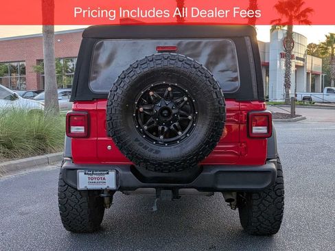 Used 2018 Jeep Wrangler Unlimited Sport S AWD/4WD image 5