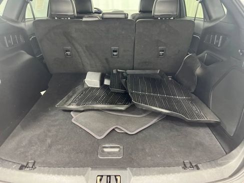 Used 2023 Ford Edge ST w/ Equipment Group 401A AWD/4WD image 9