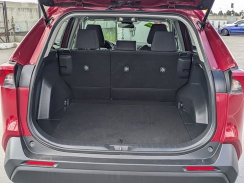 Used 2024 Toyota RAV4 LE image 10