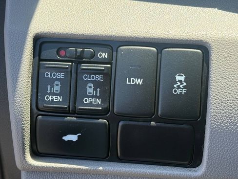 Used 2016 Honda Odyssey EX-L image 11