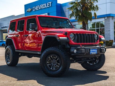 Used 2024 Jeep Wrangler Unlimited Rubicon AWD/4WD image 1
