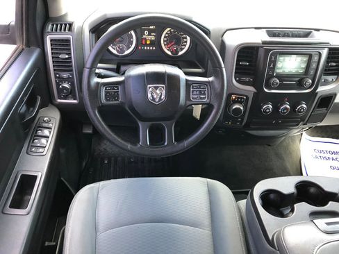 Used 2017 RAM 1500 Express w/ Express Value Package image 14