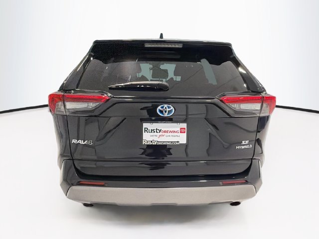 Used 2023 Toyota RAV4 SE AWD/4WD image 5