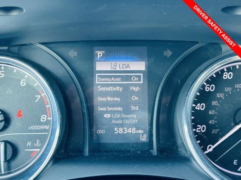 Used 2019 Toyota Camry SE image 5