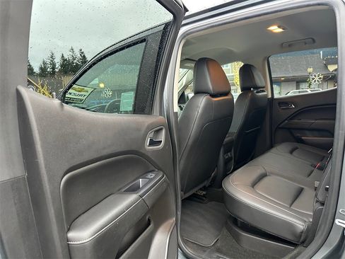 Used 2017 GMC Canyon SLT w/ Driver Alert Package image 18