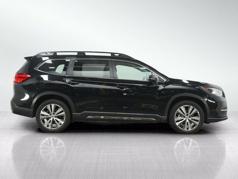 Used 2022 Subaru Ascent Limited w/ Technology Package AWD/4WD image 6