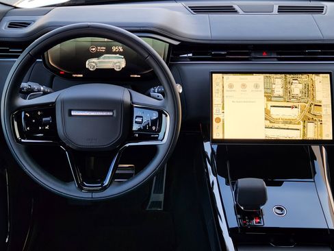 New 2025 Land Rover Range Rover Sport Dynamic SE image 26