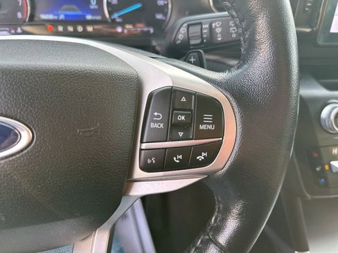 Used 2020 Ford Explorer Limited image 20