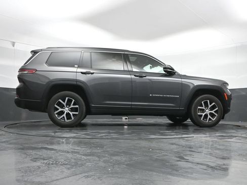 Used 2024 Jeep Grand Cherokee L Limited w/ Luxury Tech Group II AWD/4WD image 42