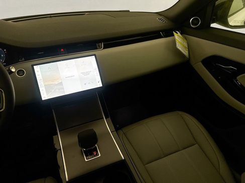 New 2026 Land Rover Range Rover Evoque S image 23