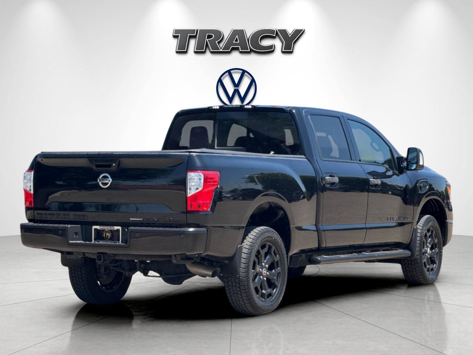 Used 2018 Nissan Titan SV w/ SV Convenience Package AWD/4WD image 4