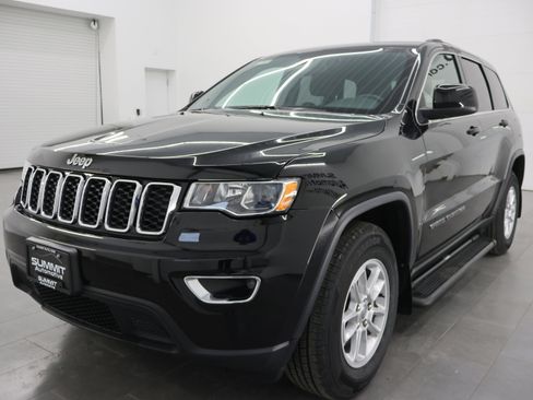 Used 2019 Jeep Grand Cherokee Laredo image 7