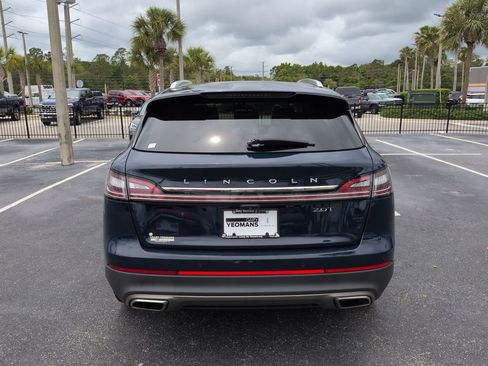 Certified 2019 Lincoln Nautilus Black Label FWD image 5