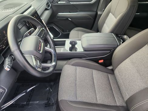 Used 2025 GMC Acadia Elevation image 14