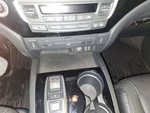 Used 2016 Honda Pilot Touring image 20