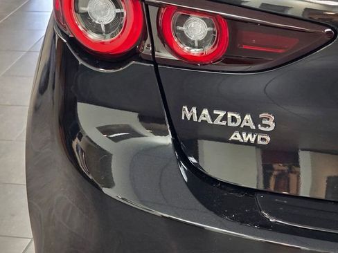 New 2026 MAZDA MAZDA3 Hatchback w/Premium Plus Pkg image 6