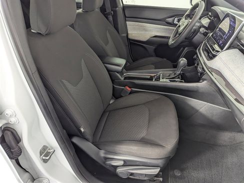 Used 2023 Jeep Compass Sport image 35