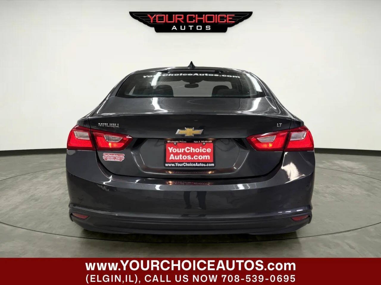Used 2018 Chevrolet Malibu LT FWD image 4