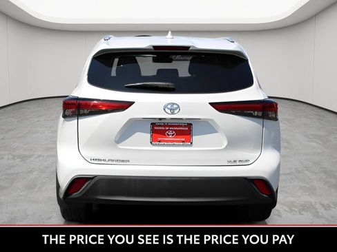Used 2023 Toyota Highlander XLE AWD/4WD image 5