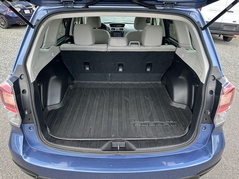 Used 2018 Subaru Forester 2.5i Premium w/ All-Weather Package AWD/4WD image 14