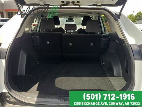 Used 2021 Toyota RAV4 XLE FWD image 15