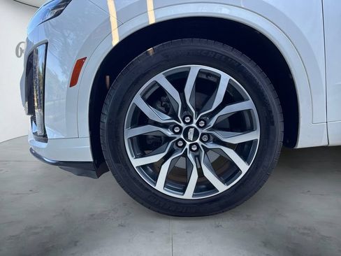 Used 2021 Cadillac XT6 Sport AWD/4WD image 15