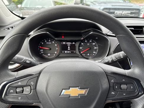 Used 2023 Chevrolet TrailBlazer LT w/ Convenience Package AWD/4WD image 21