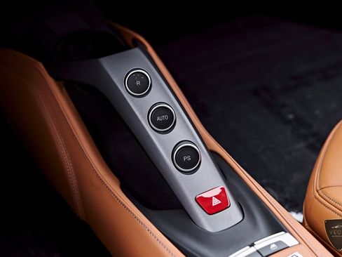 Used 2018 Ferrari 488 GTB RWD image 76