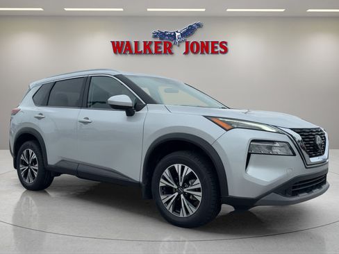 Used 2023 Nissan Rogue SV w/ SV Premium B Package image 1