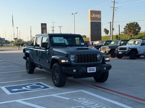 New 2026 Jeep Gladiator Sport AWD/4WD image 1