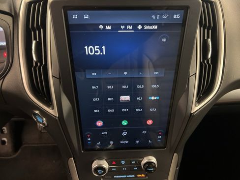 Certified 2023 Ford Edge SEL image 11