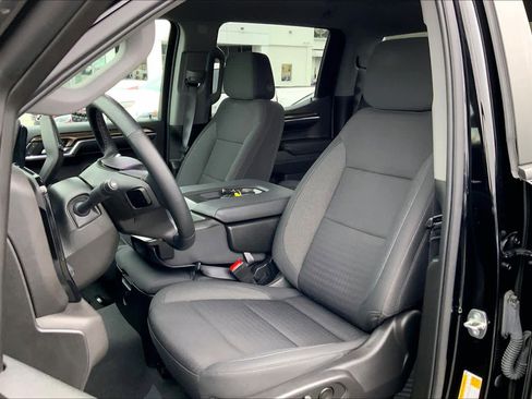 Used 2023 Chevrolet Silverado 1500 LT image 8