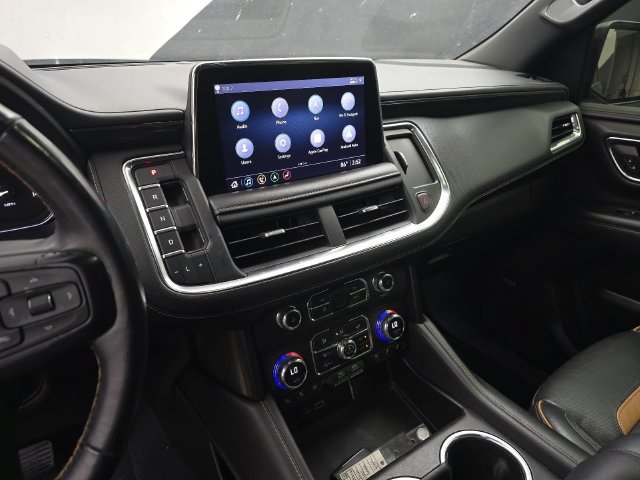 Used 2021 GMC Yukon XL AT4 w/ AT4 Premium Plus Package AWD/4WD image 19