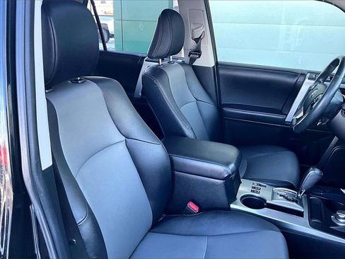 Used 2022 Toyota 4Runner SR5 Premium w/ Moonroof Package image 7