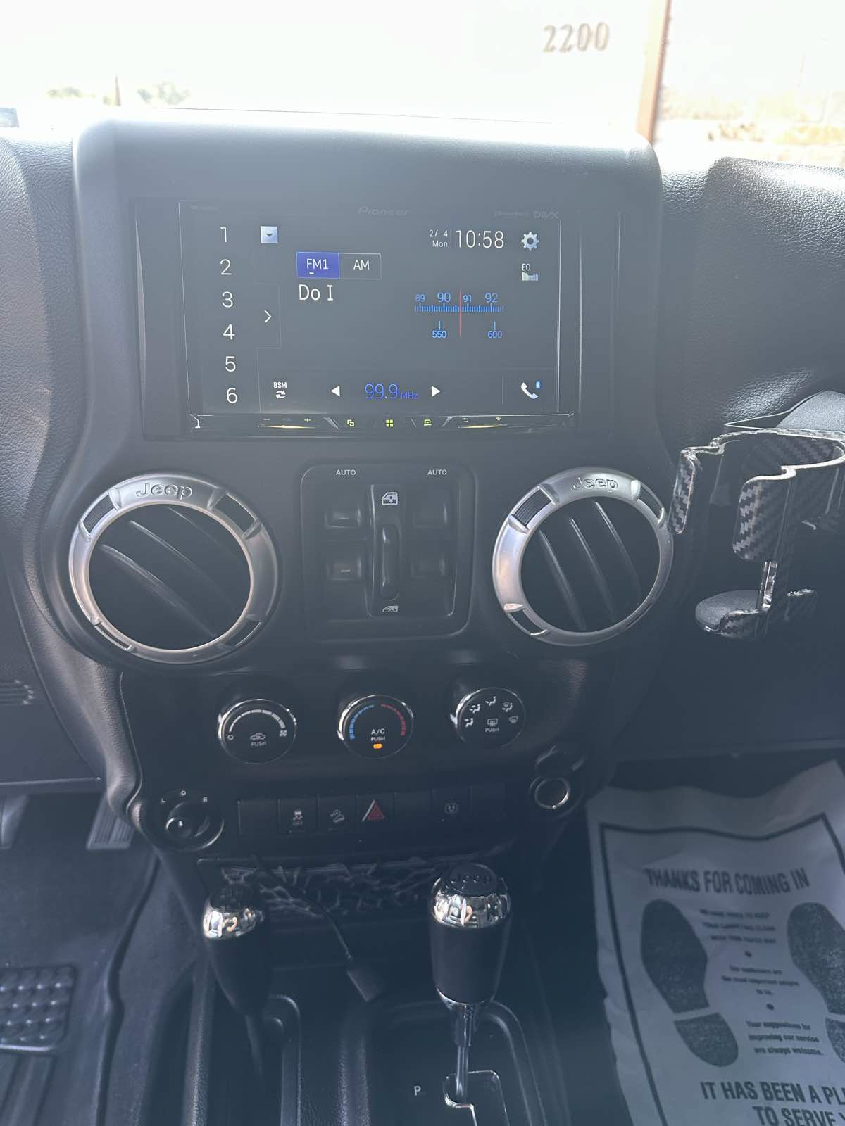 Used 2016 Jeep Wrangler Unlimited Sahara w/ Max Tow Package AWD/4WD image 12