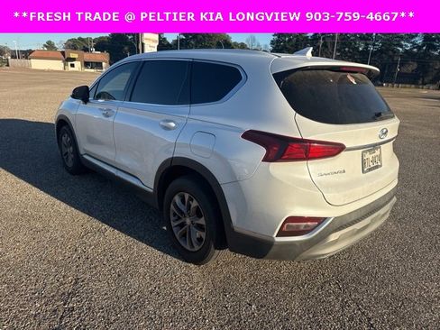 Used 2019 Hyundai Santa Fe SEL image 2