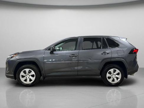 Used 2024 Toyota RAV4 LE AWD/4WD image 7