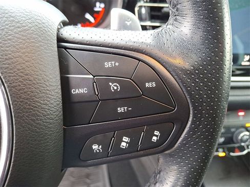 Used 2022 Dodge Durango GT image 18