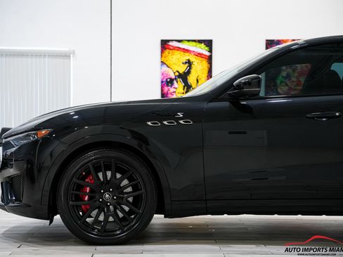 Used 2022 Maserati Levante Modena S AWD/4WD image 15
