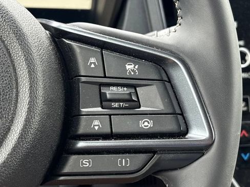 Used 2025 Subaru Forester Limited AWD/4WD image 18
