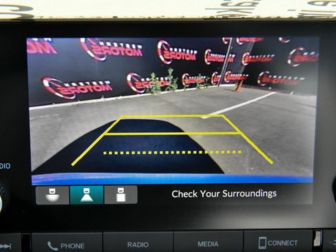 Used 2023 Honda Accord LX image 17