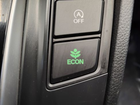 Used 2020 Honda CR-V LX image 28